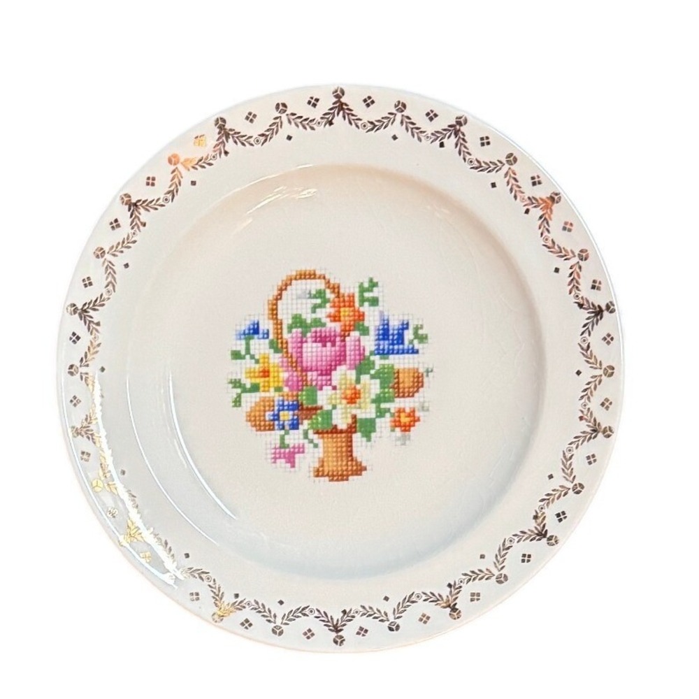 Vintage Salem China Century Cross Stitch Floral 22K Gold Trim 7" Plates Set of 6